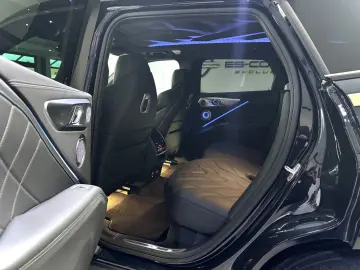 BMW XM 4.4 EXKLUSIV NIGHTGOLD BOWERS&WILKINS 23