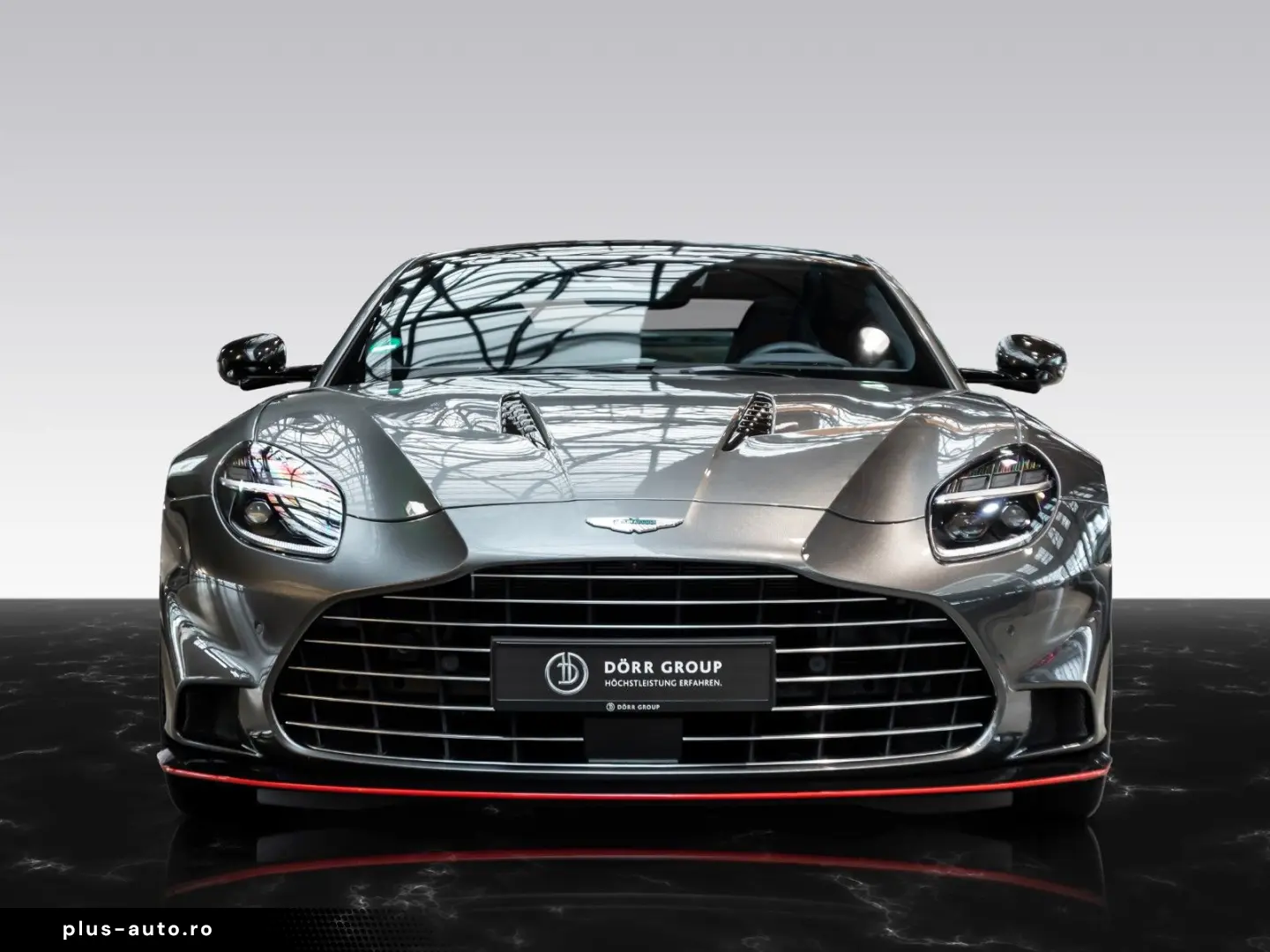 ASTON MARTIN Vanquish   Full Spec   Full Carbon Exterior