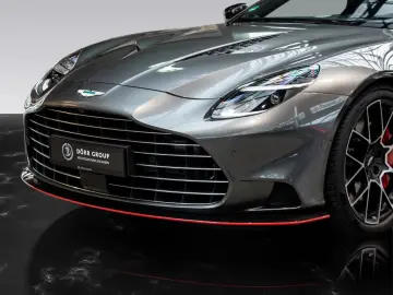 ASTON MARTIN Vanquish   Full Spec   Full Carbon Exterior