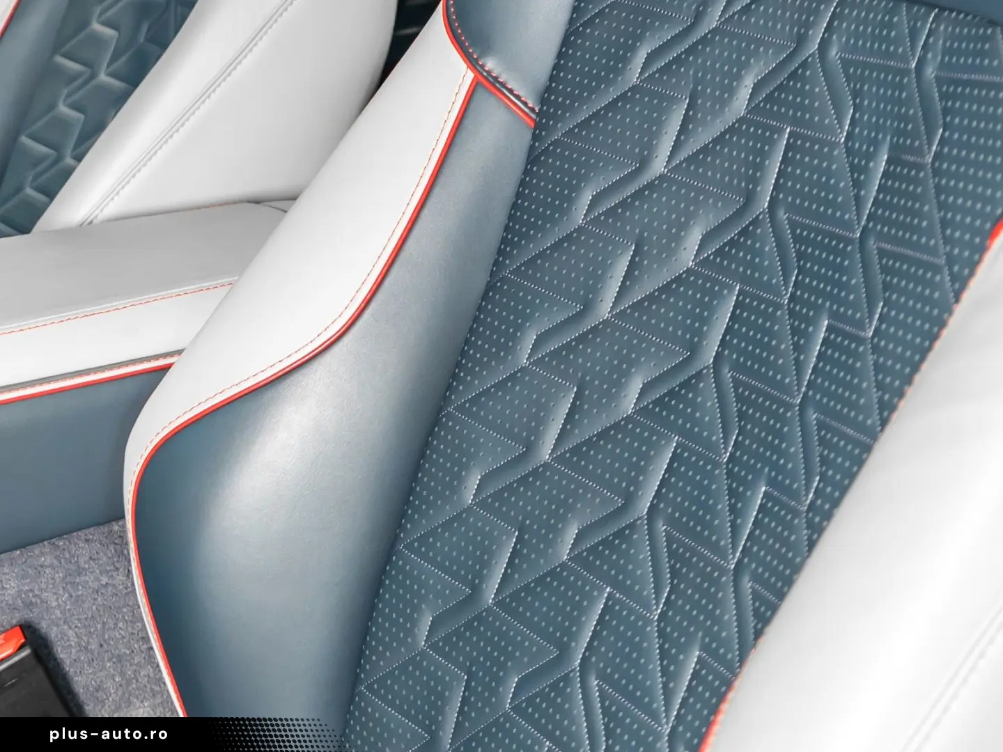 ASTON MARTIN Vanquish   Full Spec   Full Carbon Exterior