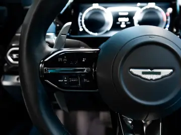 ASTON MARTIN Vanquish   Full Spec   Full Carbon Exterior