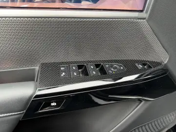 BMW 740 7-serie 740d xDrive M-Sport   360  kamera