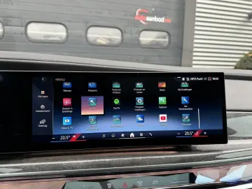 BMW 740 7-serie 740d xDrive M-Sport   360  kamera