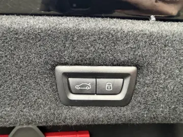 BMW 740 7-serie 740d xDrive M-Sport   360  kamera