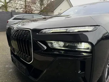 BMW 740 7-serie 740d xDrive M-Sport   360  kamera