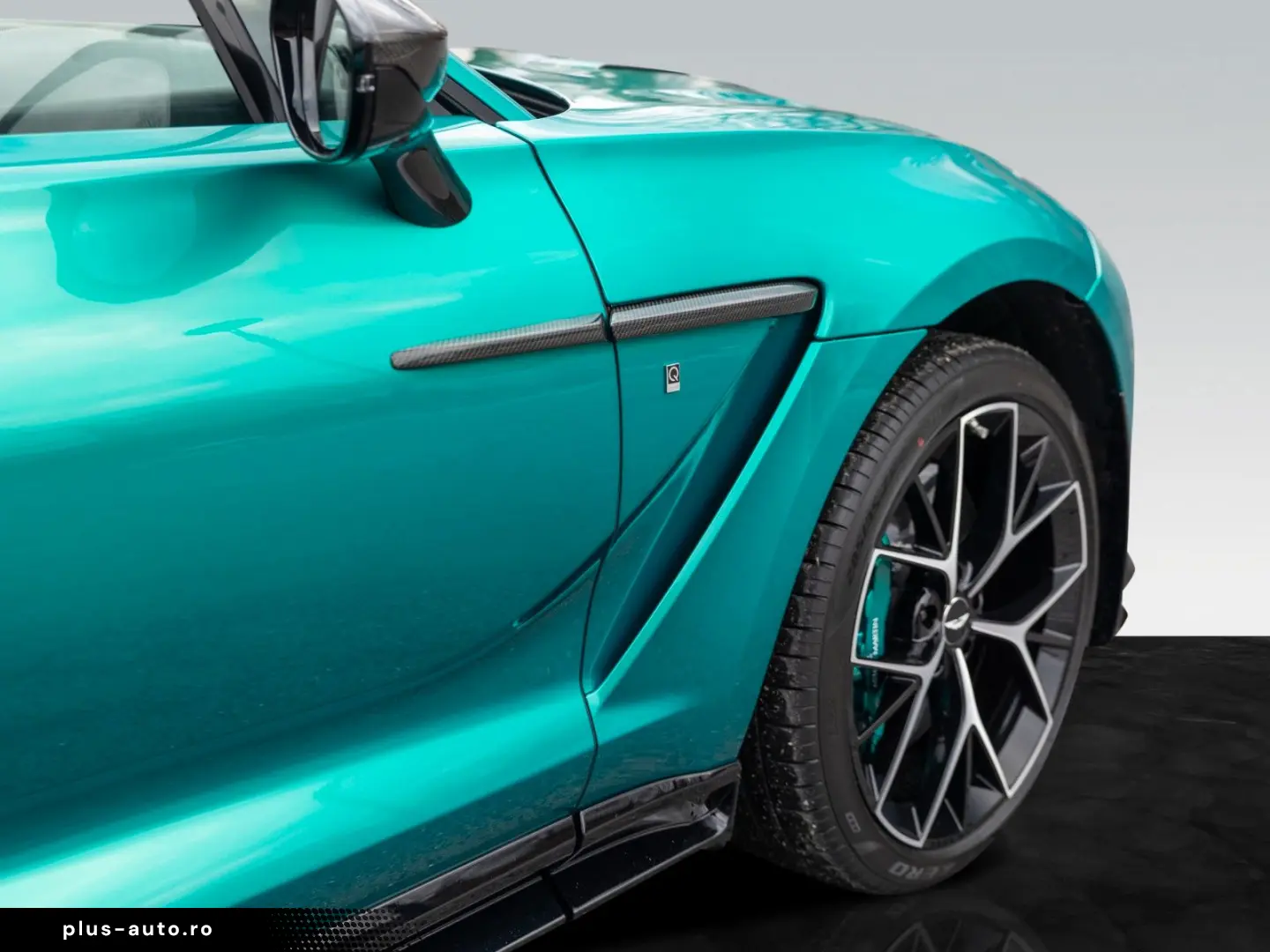 ASTON MARTIN DBX707   AMR23 Pack