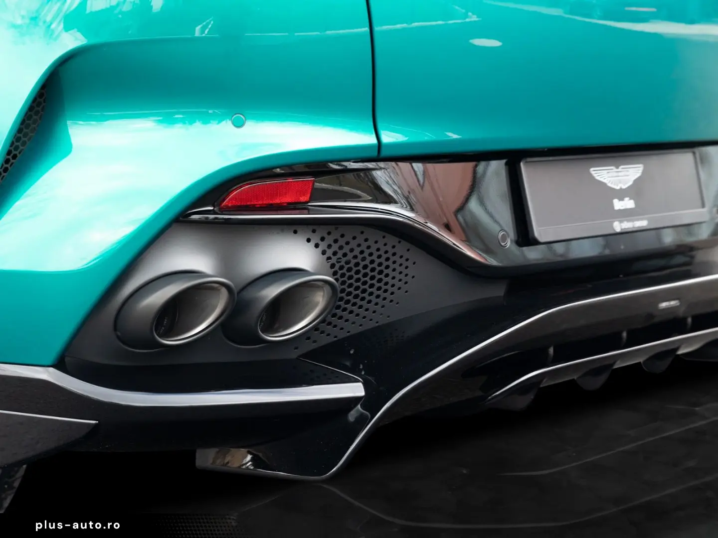 ASTON MARTIN DBX707   AMR23 Pack