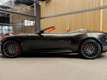 ASTON MARTIN DBS 770 Ultimate Volante 1 of 199 Hermes