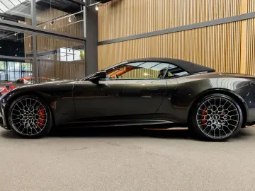 ASTON MARTIN DBS 770 Ultimate Volante 1 of 199 Hermes