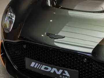 ASTON MARTIN DBS 770 Ultimate Volante 1 of 199 Hermes