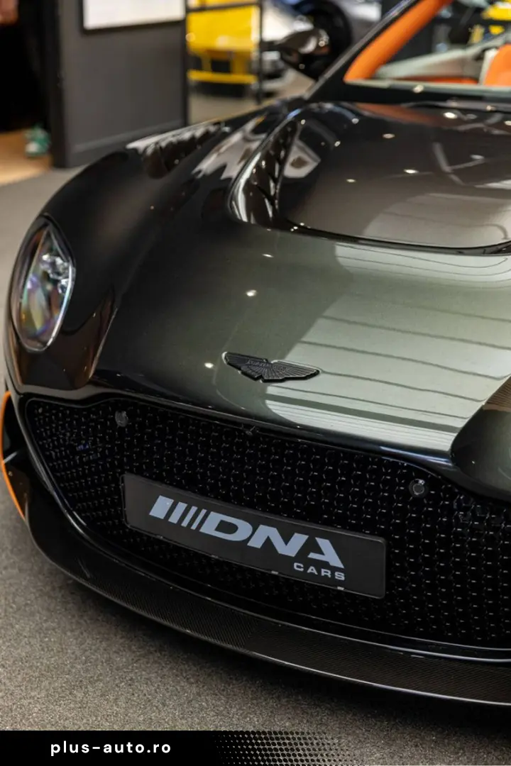 ASTON MARTIN DBS 770 Ultimate Volante 1 of 199 Hermes