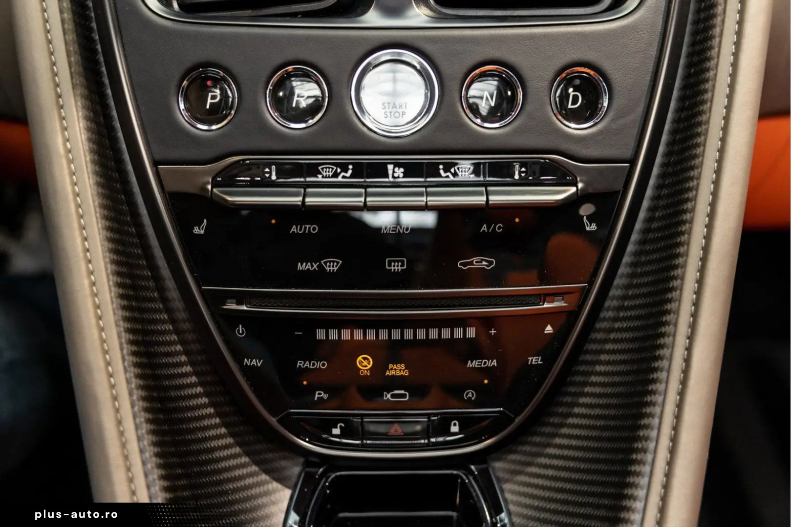 ASTON MARTIN DBS 770 Ultimate Volante 1 of 199 Hermes