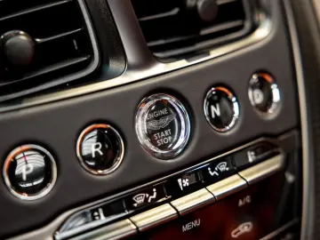 ASTON MARTIN DBS 770 Ultimate Volante 1 of 199 Hermes