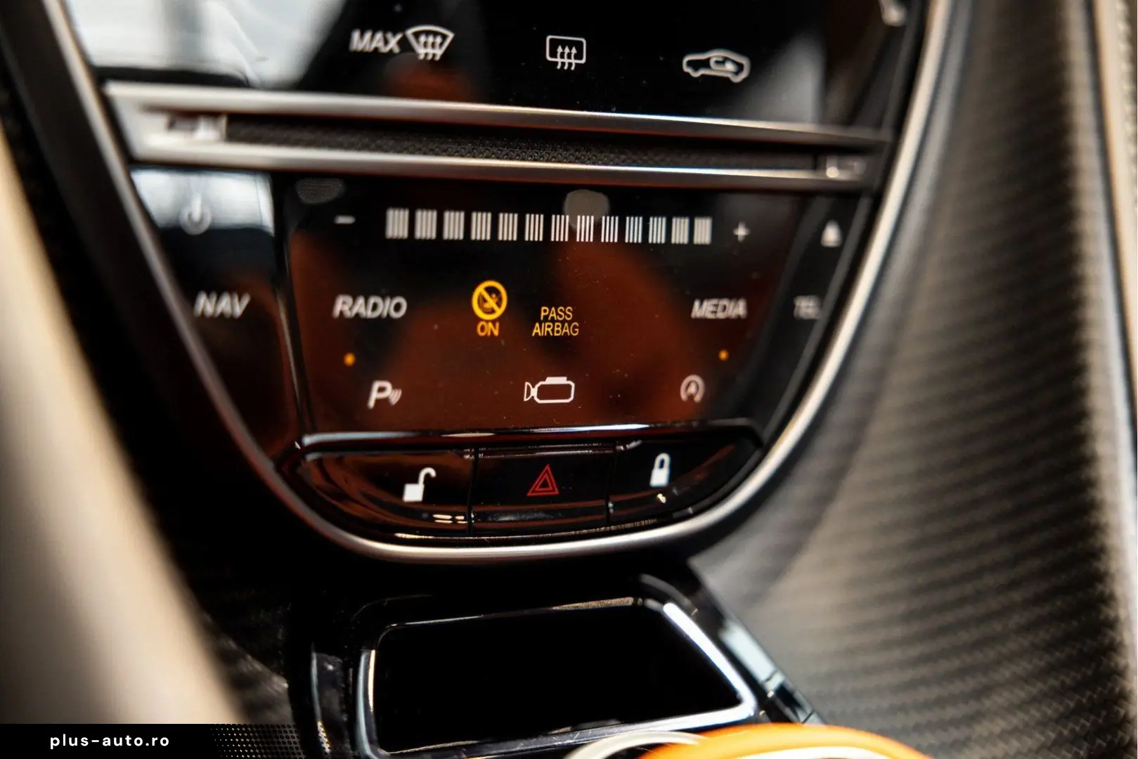 ASTON MARTIN DBS 770 Ultimate Volante 1 of 199 Hermes