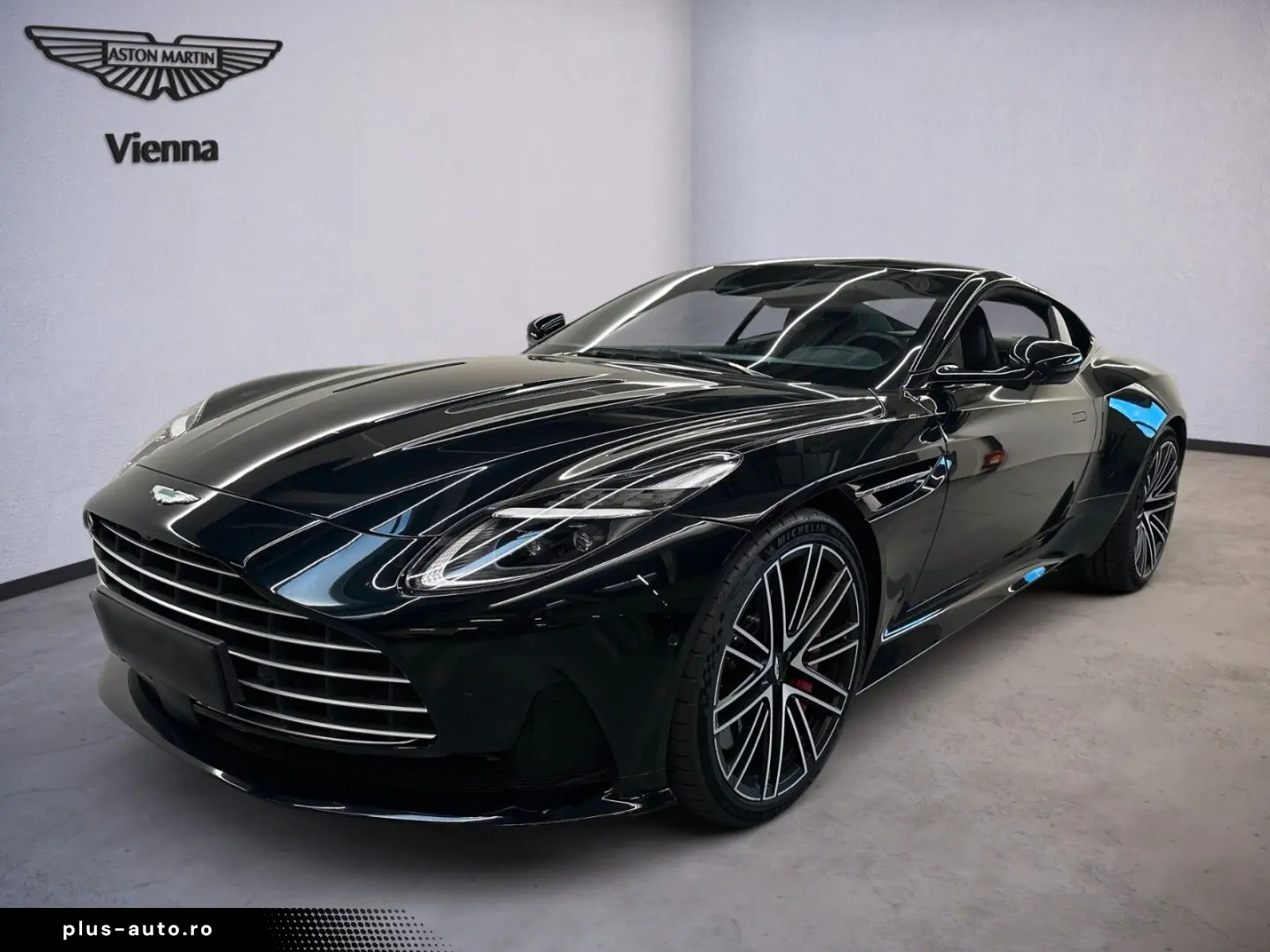ASTON MARTIN DB12   Oberon Black   Inspire Sport