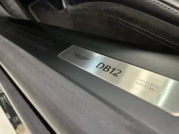 ASTON MARTIN DB12   Oberon Black   Inspire Sport