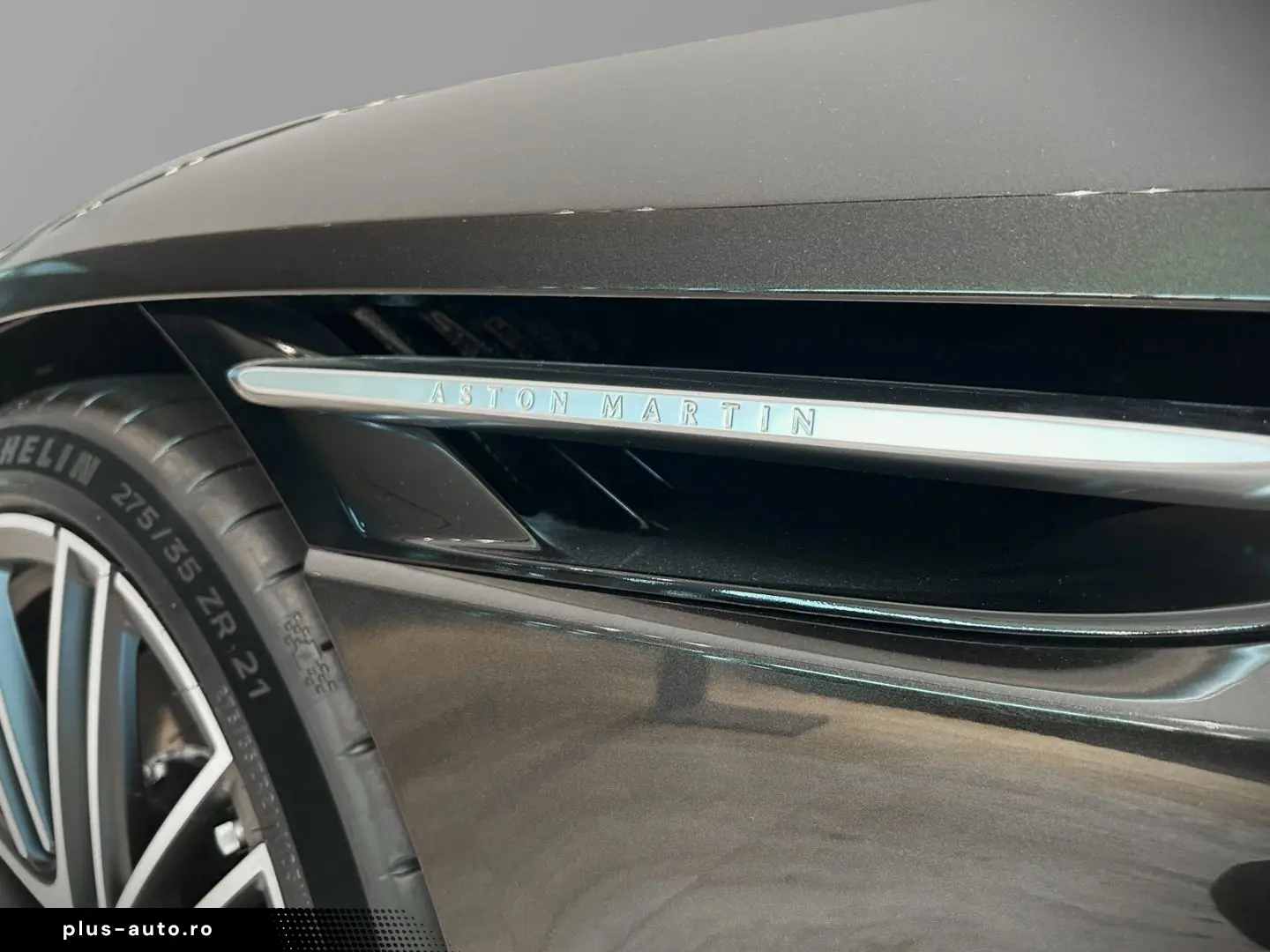 ASTON MARTIN DB12 Minotaur Green Oxford Tan Bowers & Wilkins