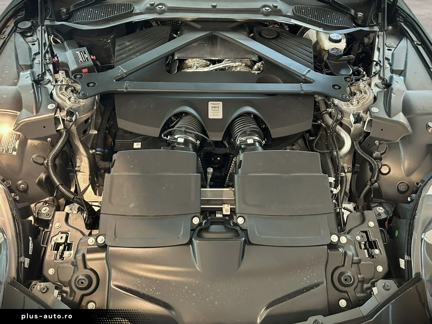 ASTON MARTIN DB12 Minotaur Green Oxford Tan Bowers & Wilkins