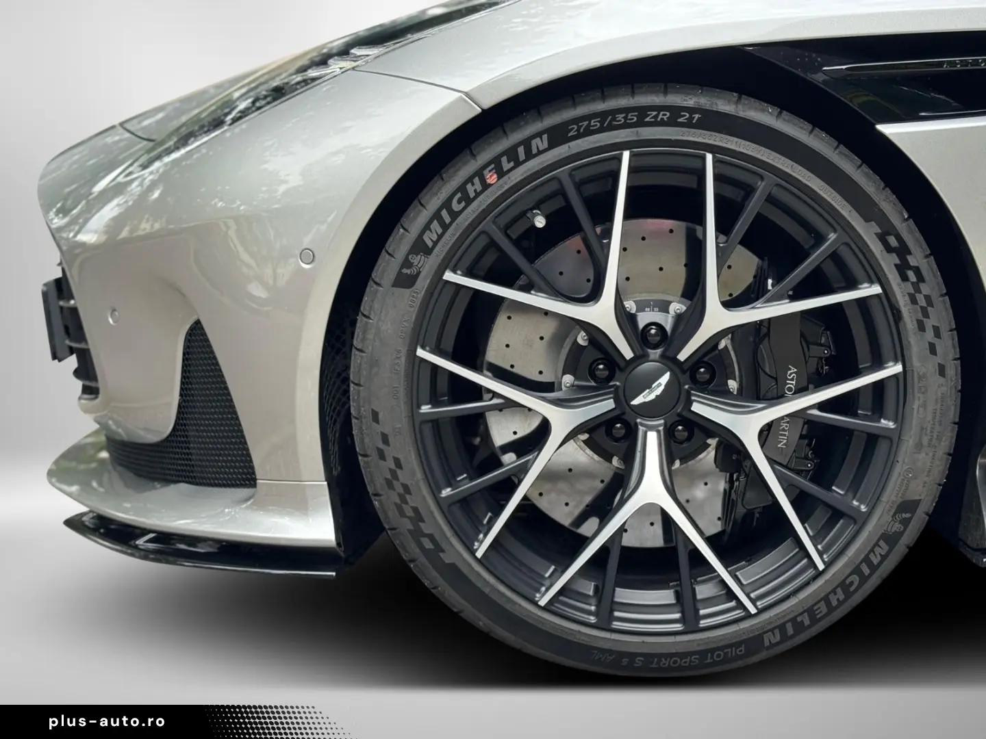 ASTON MARTIN DB12 4.0 V8 - Bowers & Wilkins Ceramic Br.