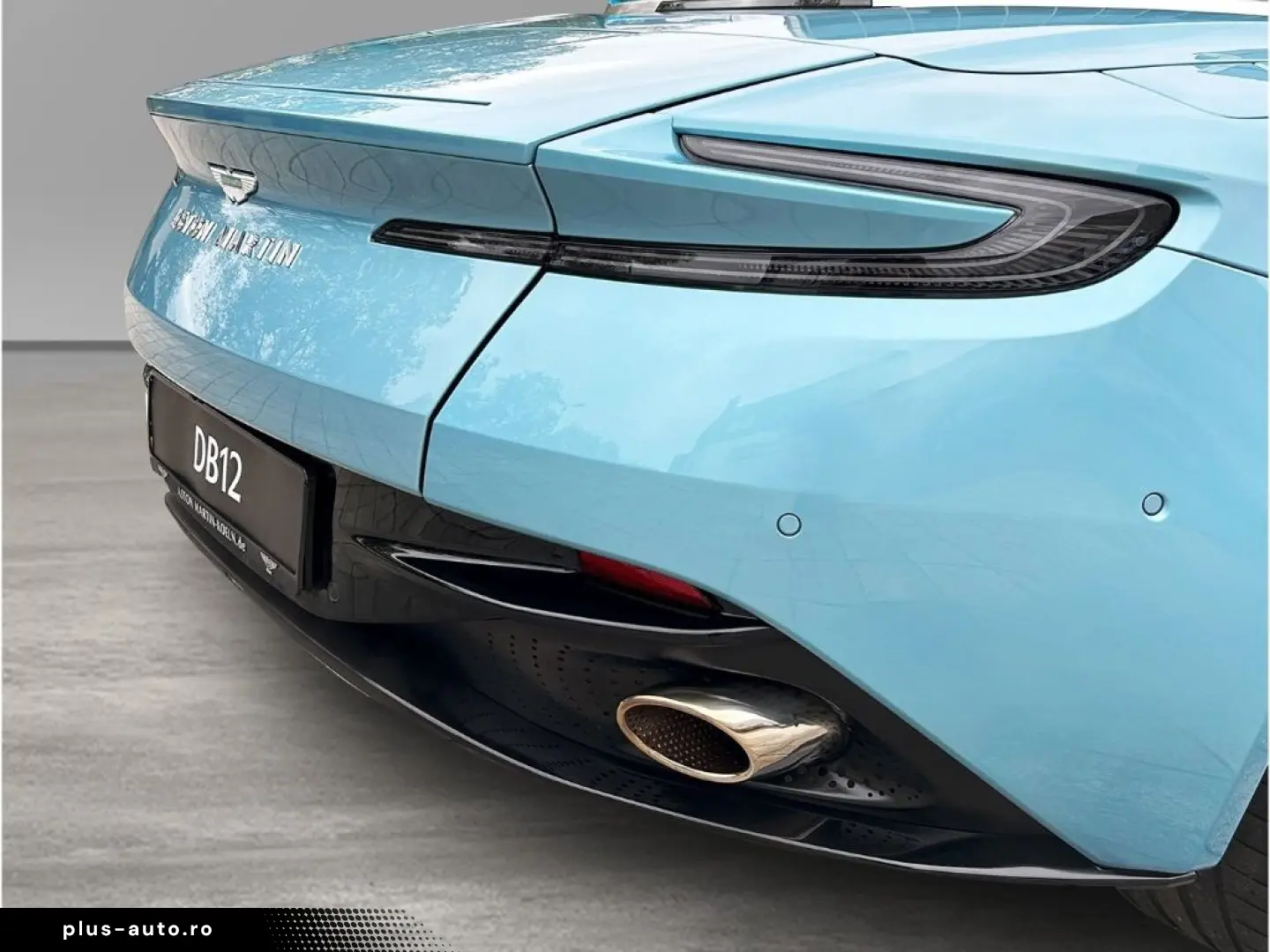 ASTON MARTIN DB12 Volante Carribean Blue Pearl Carbonbremse