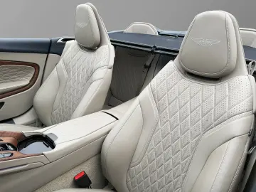 ASTON MARTIN DB12 Volante Carribean Blue Pearl Carbonbremse