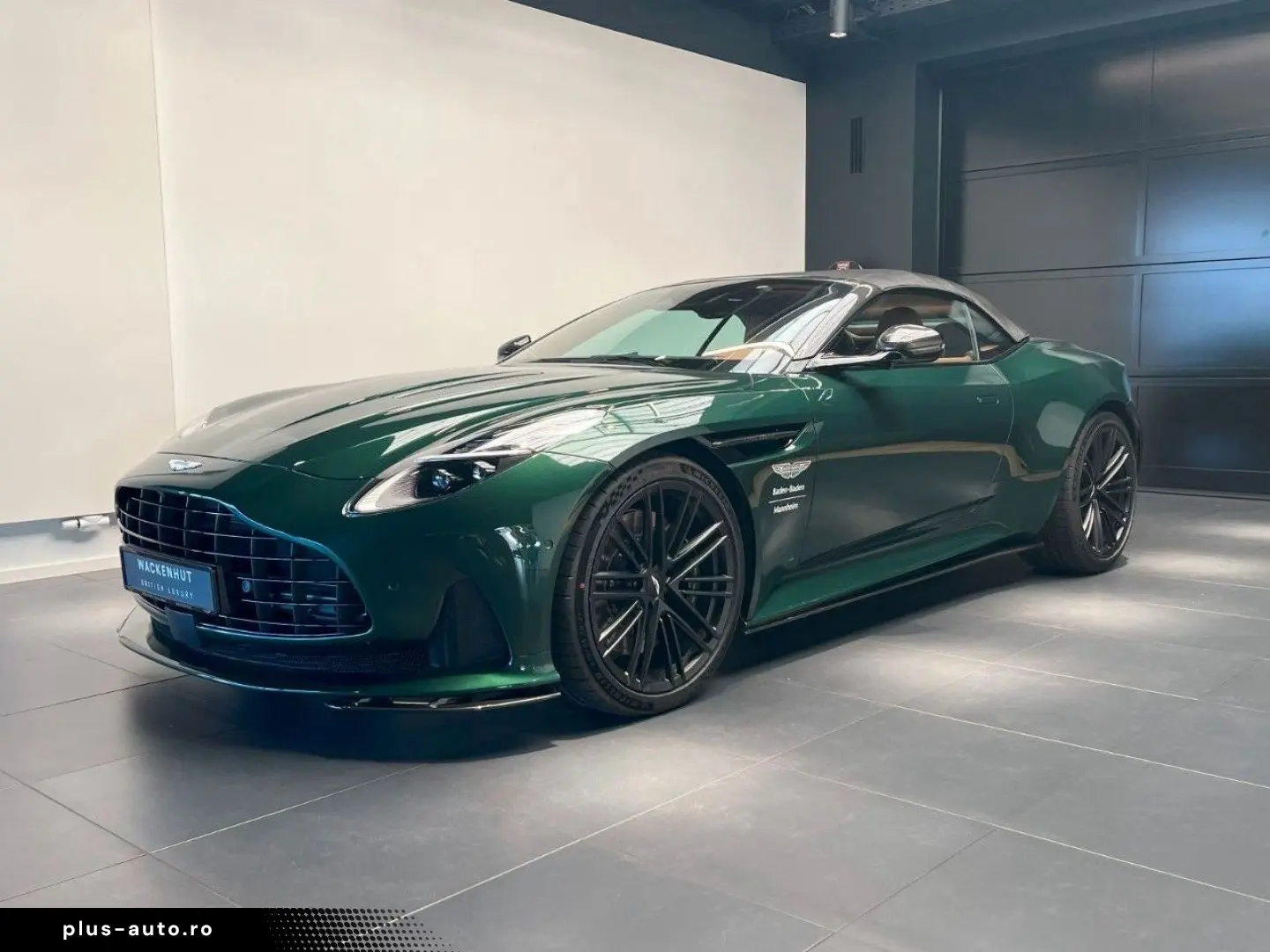 ASTON MARTIN DB12 Volante - Carbon - B&W