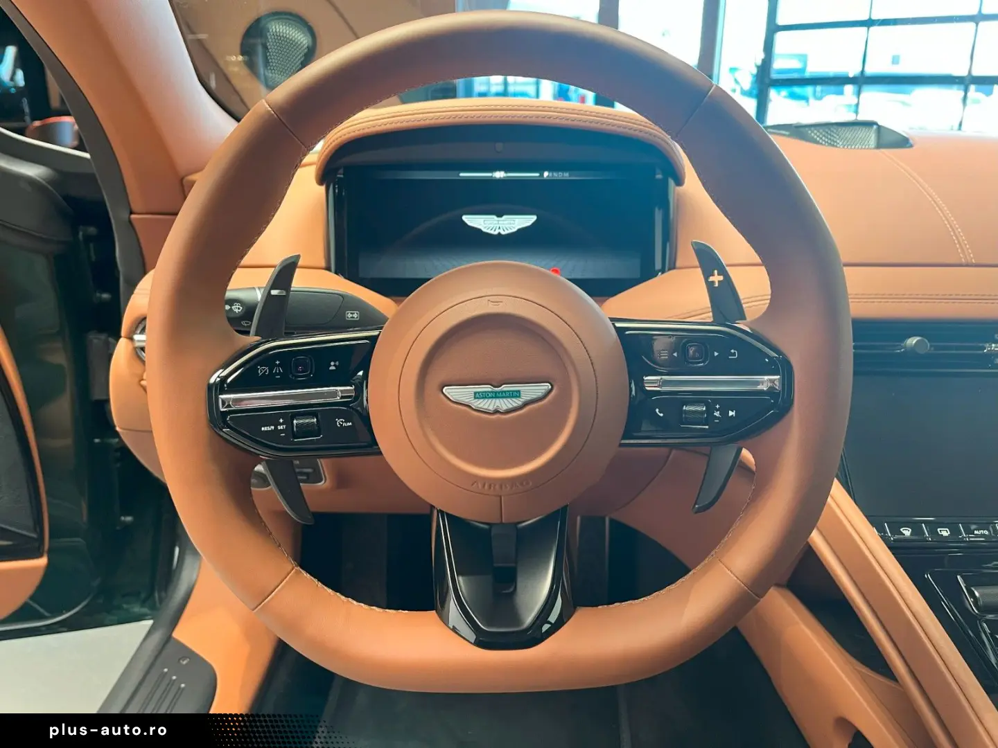 ASTON MARTIN DB12 Volante - Carbon - B&W