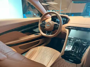 ASTON MARTIN DB12 Volante - Carbon - B&W