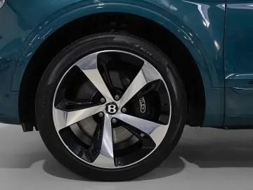 BENTLEY Bentayga EWB Azure Riviera Edition