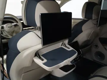 BENTLEY Bentayga EWB Azure Riviera Edition