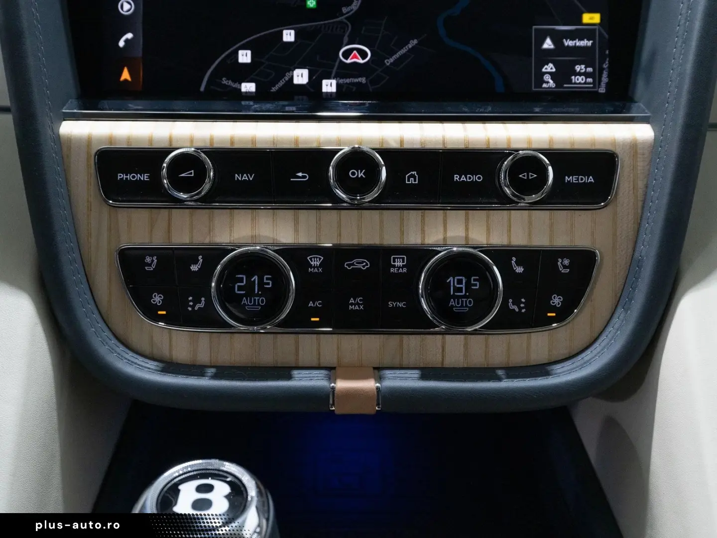 BENTLEY Bentayga EWB Azure Riviera Edition