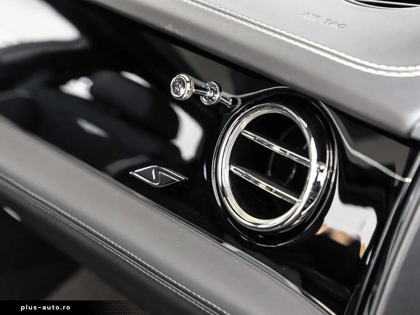 BENTLEY Bentayga V8 S Duo-Tone MULLINER