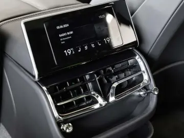 BENTLEY New Flying Spur S V8 MADE BY MULLINER