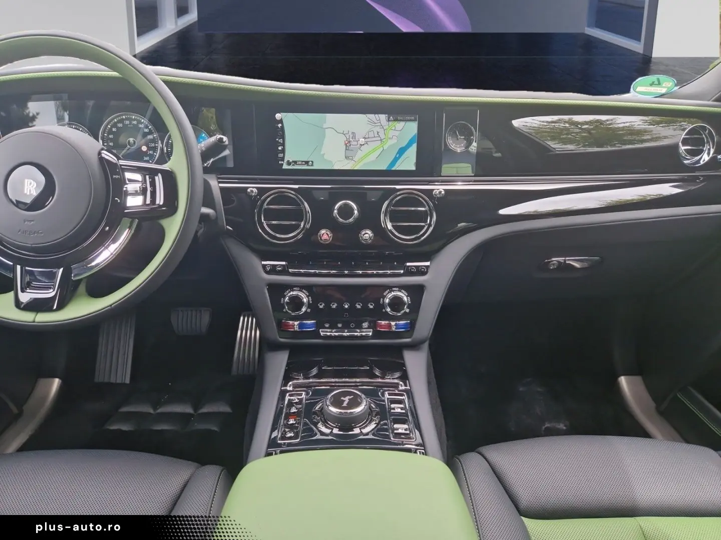 ROLLS ROYCE Ghost  PROVENANCE