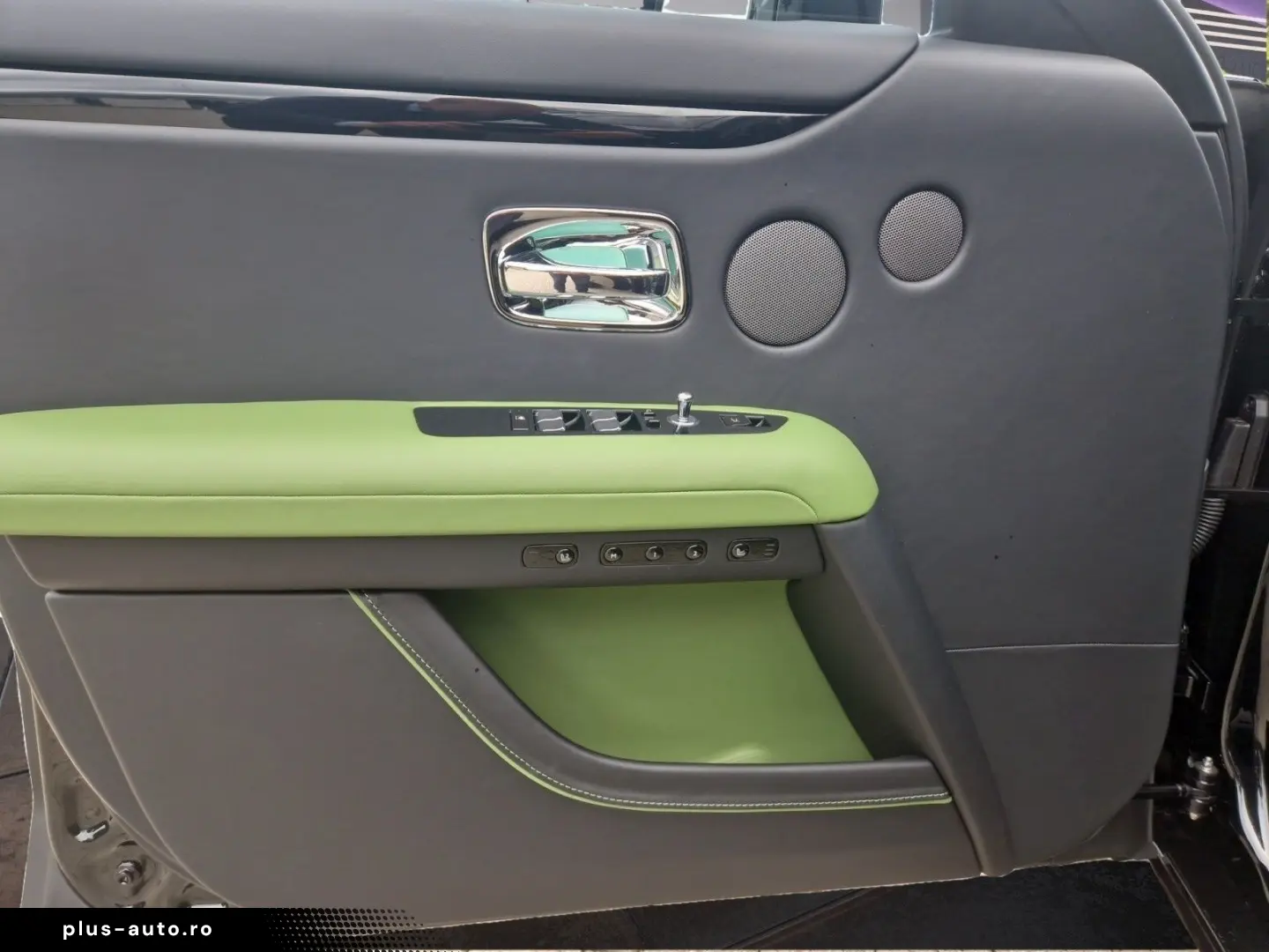 ROLLS ROYCE Ghost  PROVENANCE