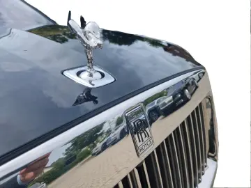 ROLLS ROYCE Ghost  PROVENANCE