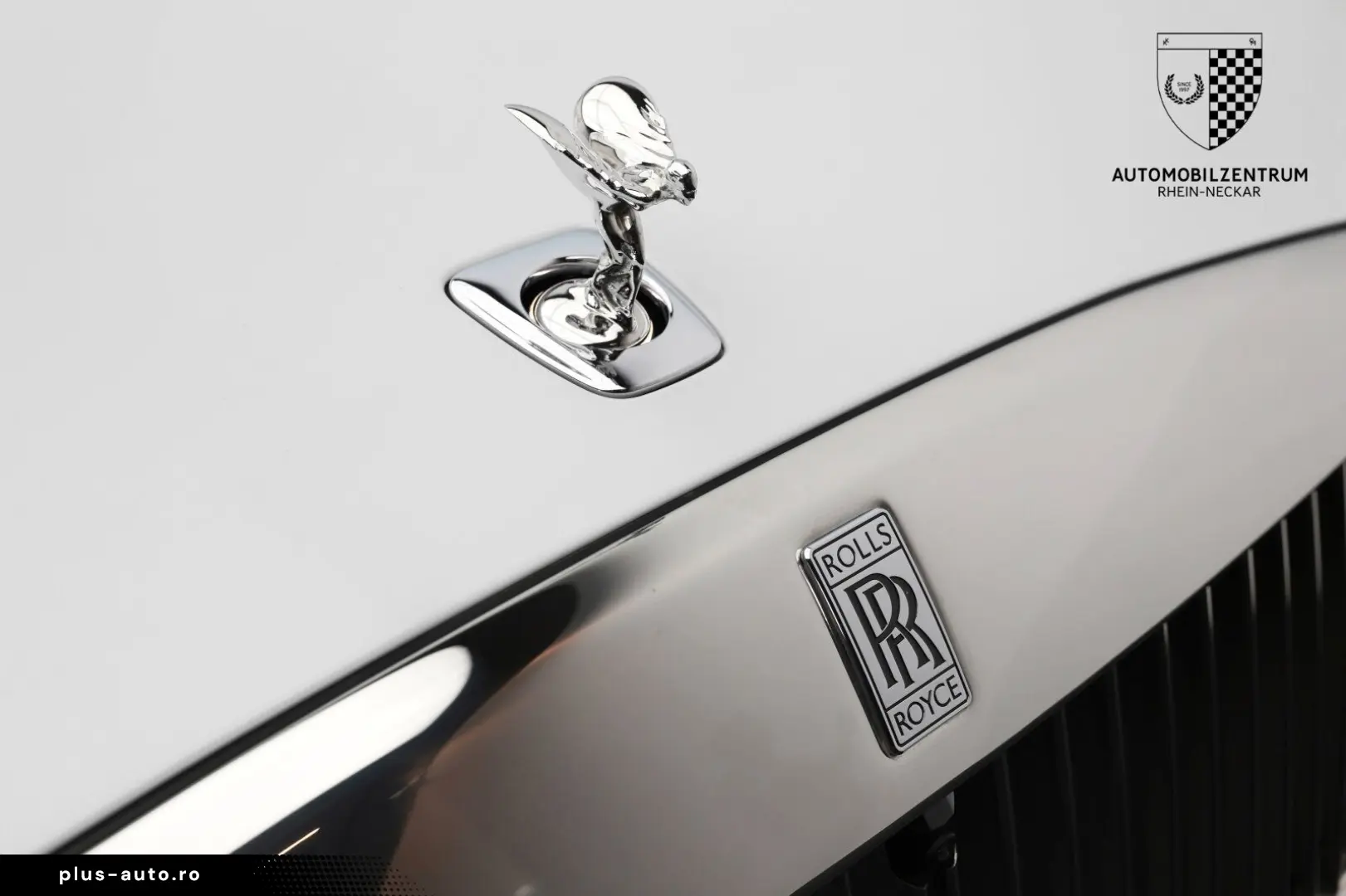 ROLLS ROYCE Spectre Bespoke Starburst Driving HeatComfort