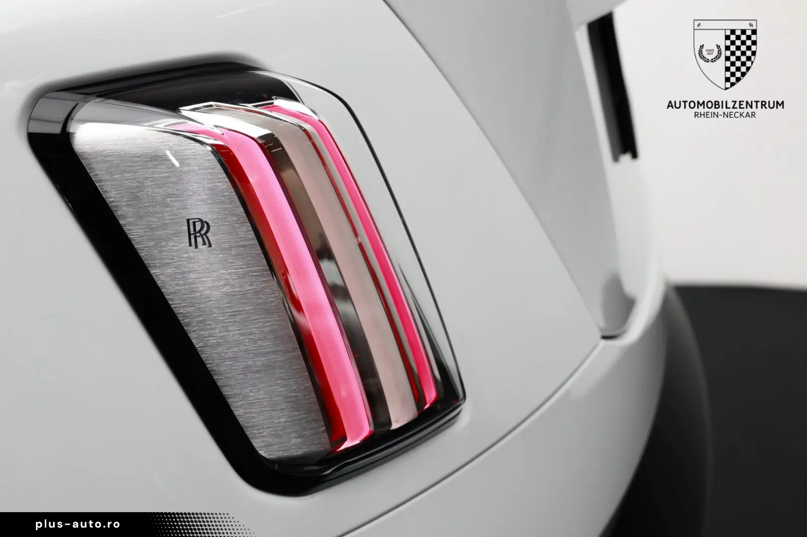 ROLLS ROYCE Spectre Bespoke Starburst Driving HeatComfort