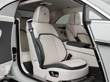 ROLLS ROYCE Spectre Bespoke Starburst Driving HeatComfort