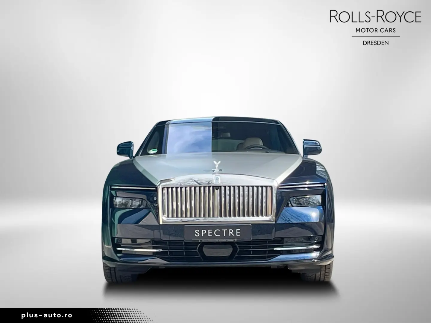 ROLLS ROYCE Spectre - Bespoke Starlight Shooting Star