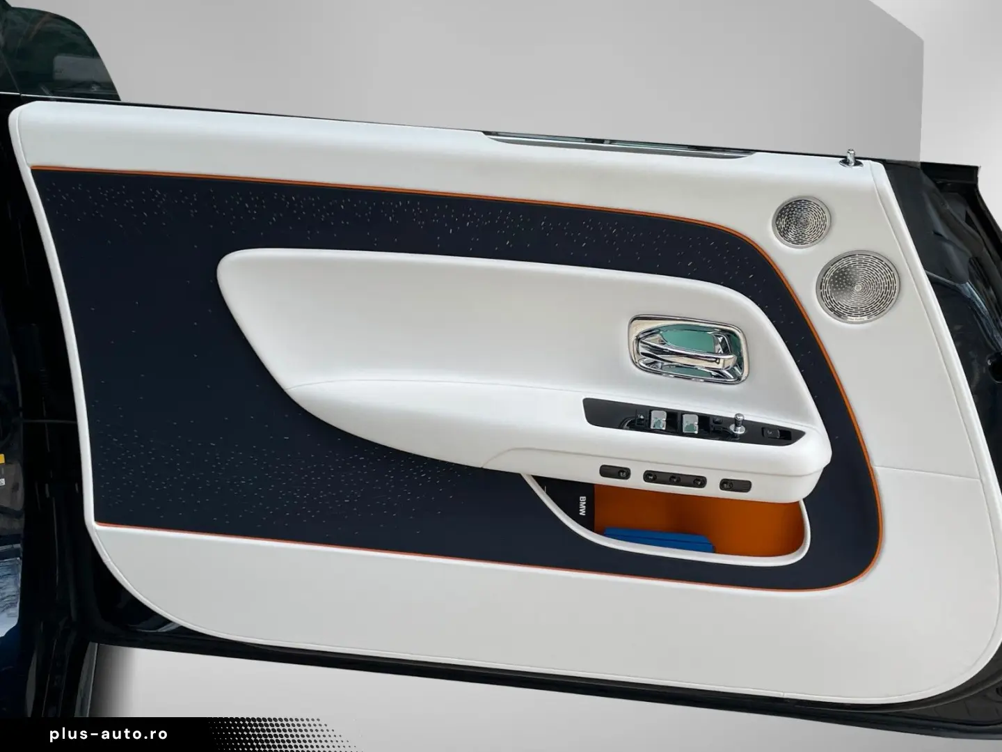 ROLLS ROYCE Spectre - Bespoke Starlight Shooting Star