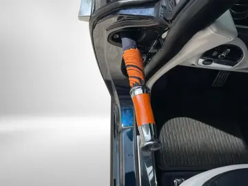 ROLLS ROYCE Spectre - Bespoke Starlight Shooting Star