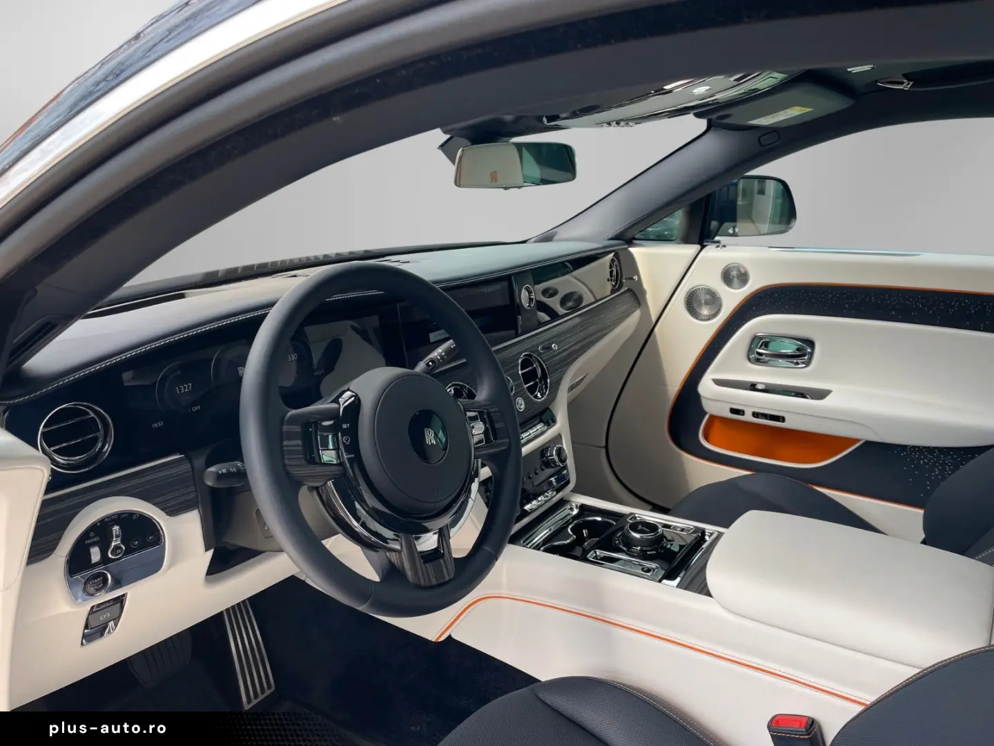 ROLLS ROYCE Spectre - Bespoke Starlight Shooting Star