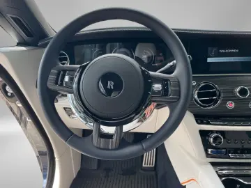 ROLLS ROYCE Spectre - Bespoke Starlight Shooting Star