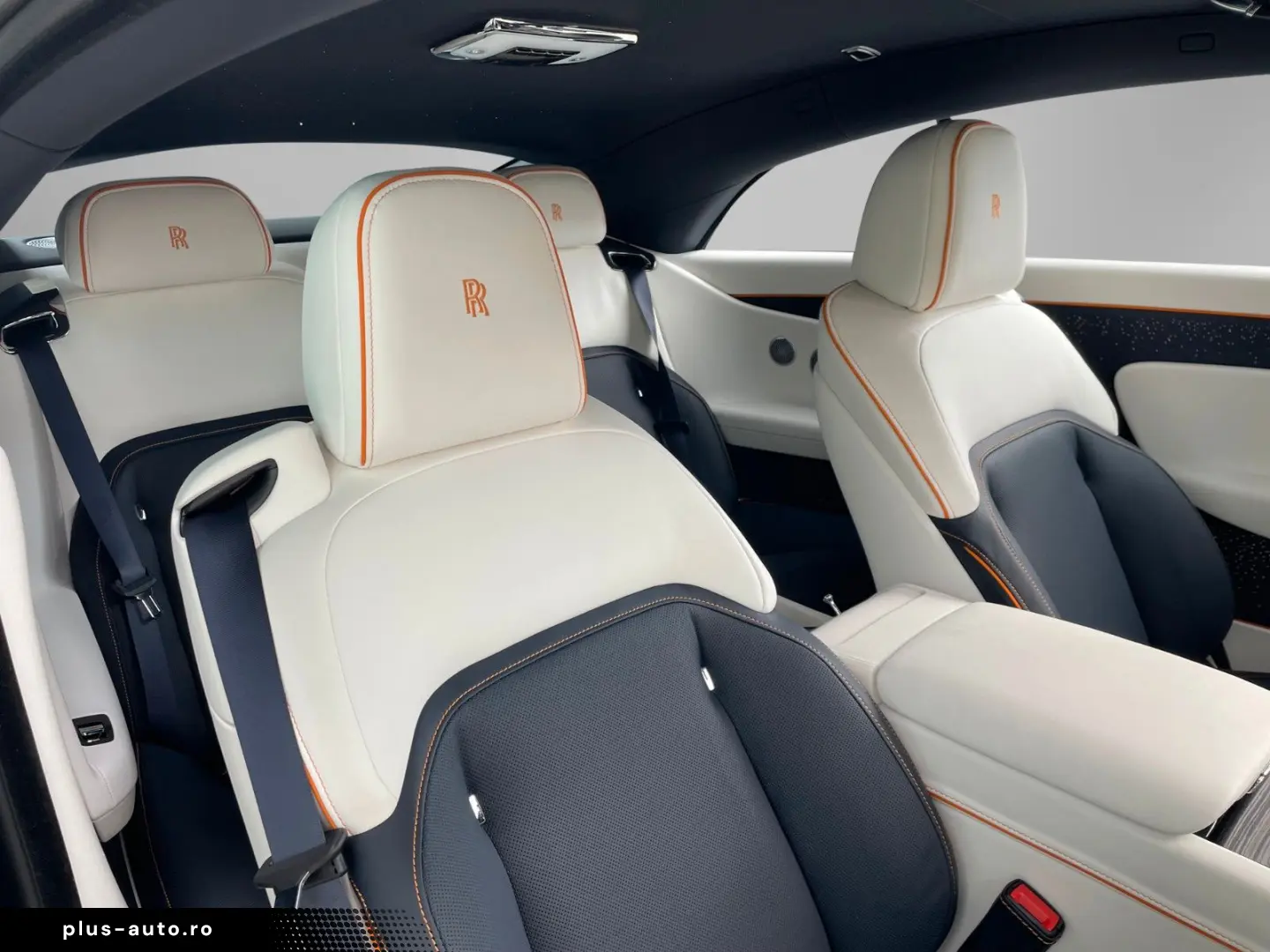 ROLLS ROYCE Spectre - Bespoke Starlight Shooting Star
