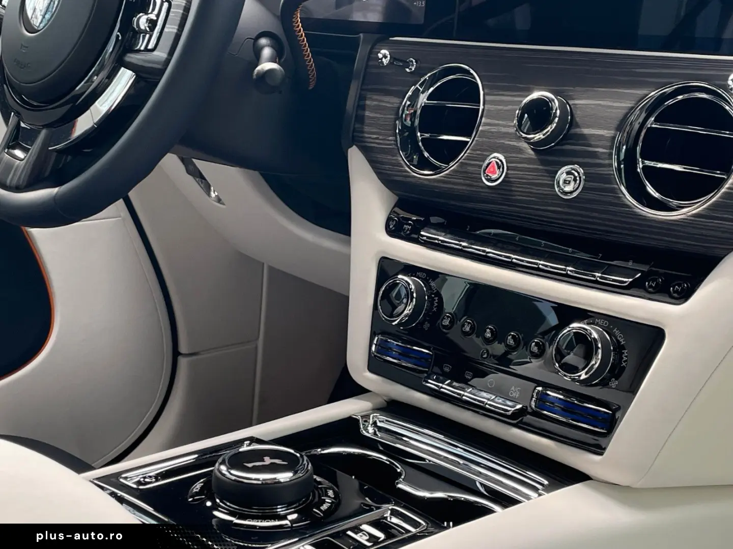 ROLLS ROYCE Spectre - Bespoke Starlight Shooting Star