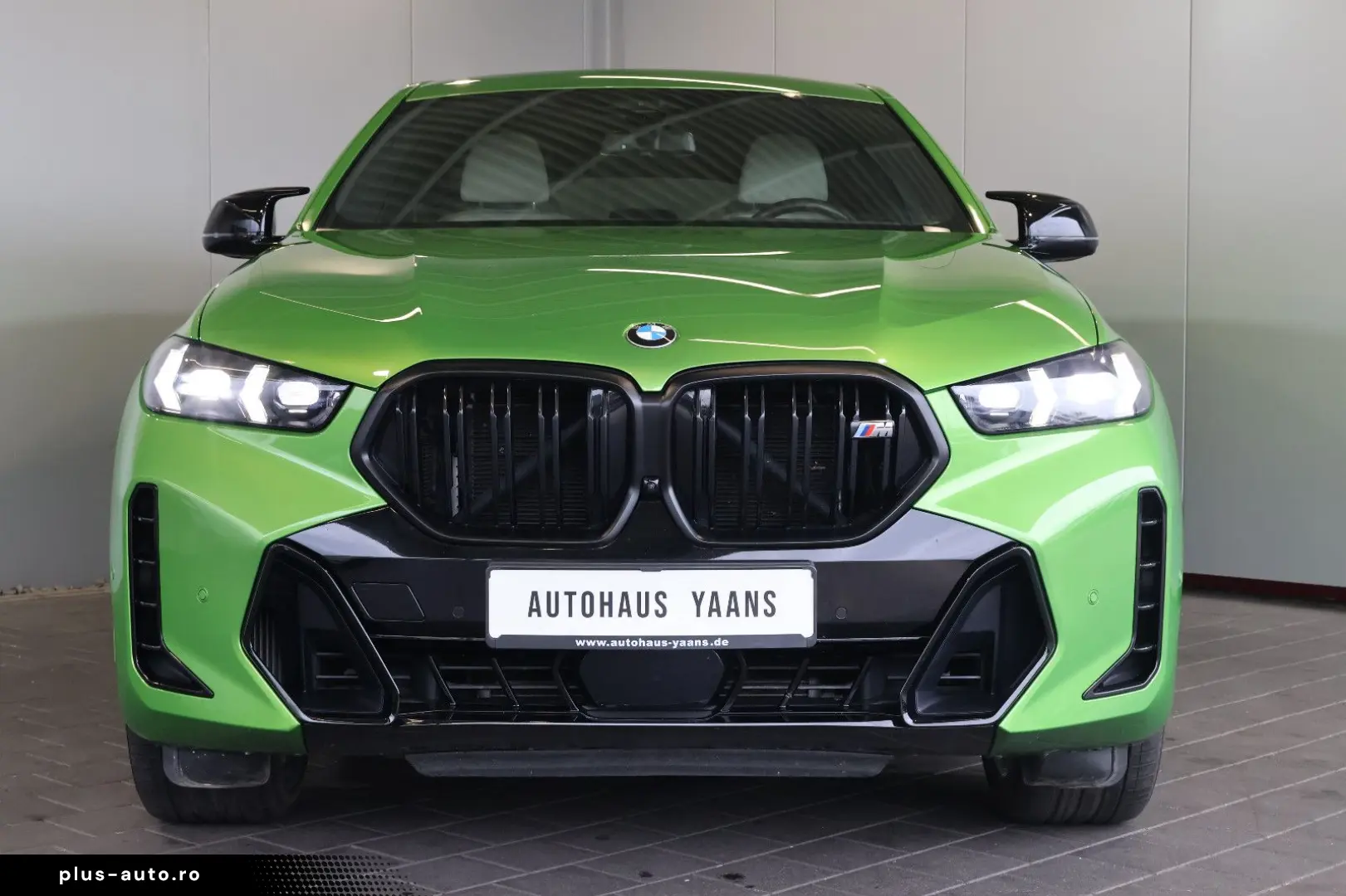 BMW X6 M60i