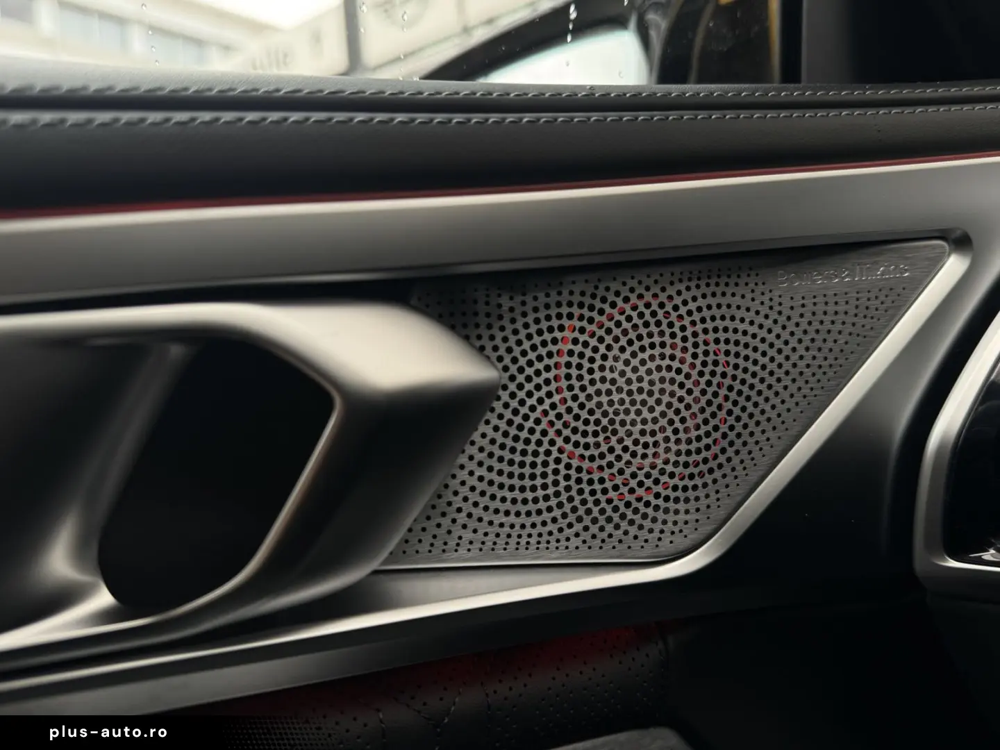 BMW M8 Competition Coupé xDrive M Drivers Carbon B&W