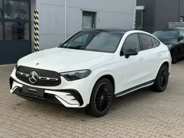 MERCEDES-BENZ GLC 300 d 4M Coupe  AMG Line Pano Burmester