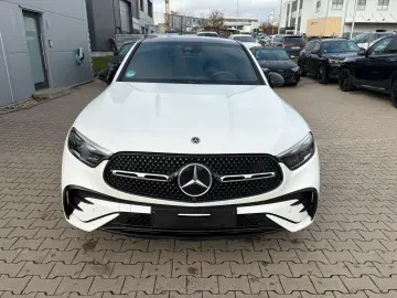 MERCEDES-BENZ GLC 300 d 4M Coupe  AMG Line Pano Burmester